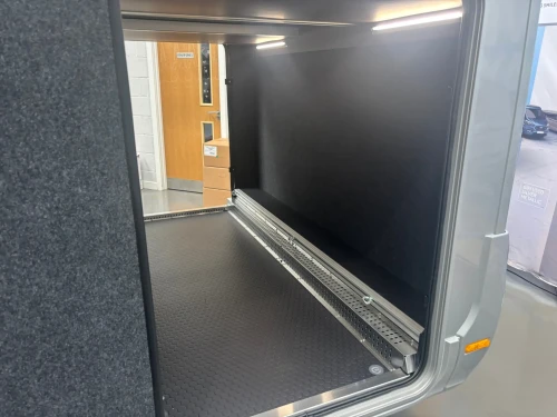 Adria Matrix Supreme MB 670 DL (2027)