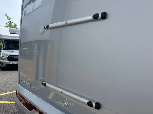 Adria Matrix Supreme MB 670 DL (2027)