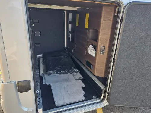 Adria Sonic Supreme 700 DL (2023)