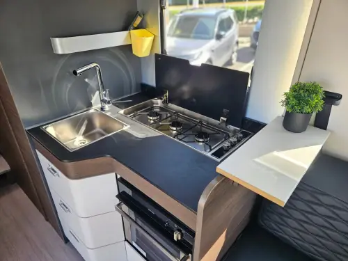Adria Sonic Supreme 700 DL (2023)