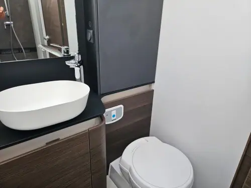 Adria Sonic Supreme 700 DL (2023)