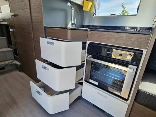 Adria Sonic Supreme 700 DL (2023)