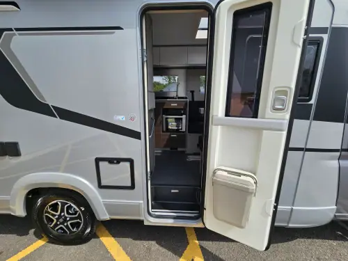 Adria Compact Supreme DL (2027)