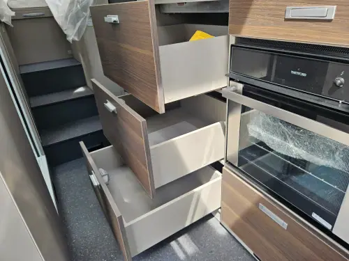 Adria Compact Supreme DL (2027)