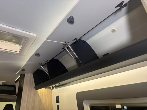 Adria Sun Living V 65 GX 2027 20ED