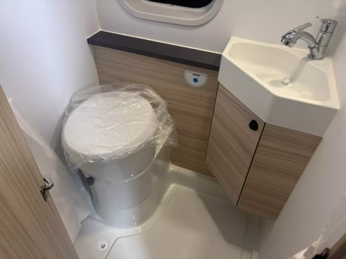 Adria Sun Living V 65 GX 2027 20ED