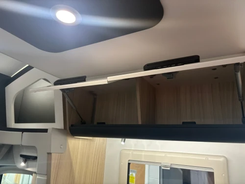 Adria Sun Living S 75 SL 2027 20ED
