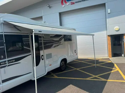Swift Escape 694 (2025)