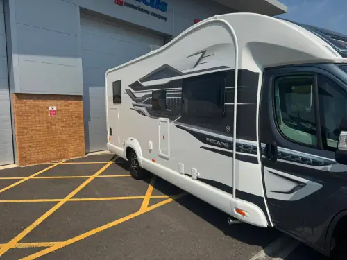 Swift Escape 694 (2025)