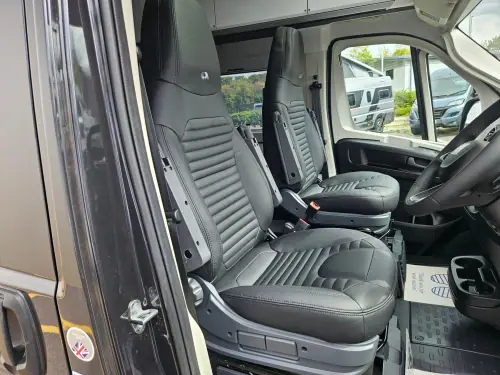 Adria Twin Supreme 640 SGX Pop Top Roof (2027)