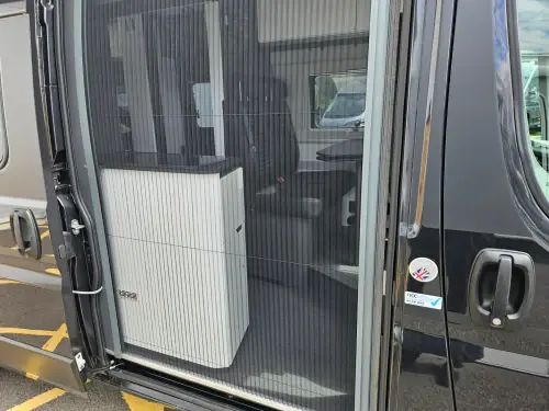 Adria Twin Supreme 640 SGX Pop Top Roof (2027)