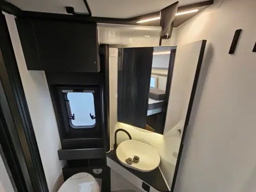 Adria Twin Supreme 640 SGX Pop Top Roof (2027)