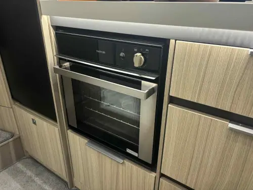Adria Compact Supreme DL (2027)