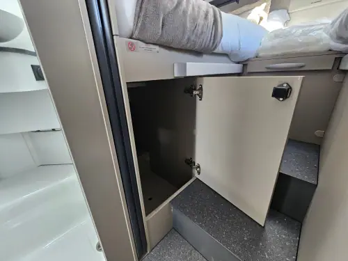 Adria Compact Select DL (2027)