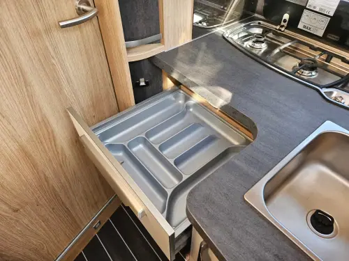 Knaus Sky Ti 700 MEG (2024)
