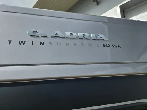 Adria Twin Supreme  640 SGX - Non Poptop