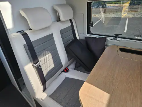 Adria Twin Select 640 SGX (2027)