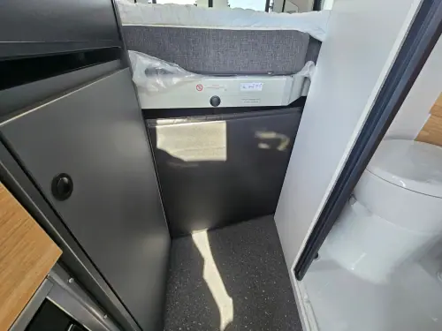 Adria Twin Select 640 SGX (2027)
