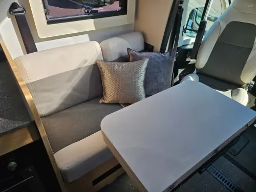 Adria Coral Select 670 DL (2027)
