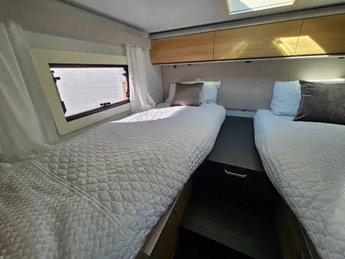 Adria Coral Select 670 DL (2027)