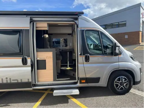 Malibu Van comfort 640 LE