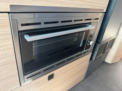 Malibu Van comfort 640 LE
