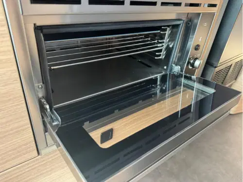 Malibu Van comfort 640 LE