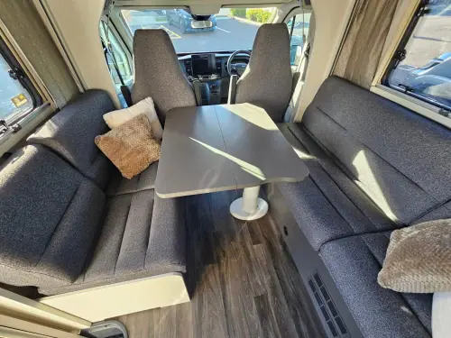 Swift Voyager 574 Automatic