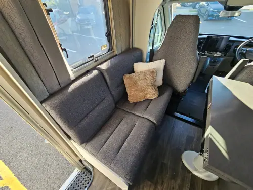 Swift Voyager 574 Automatic