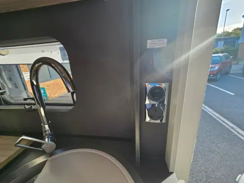 Swift Voyager 574 Automatic