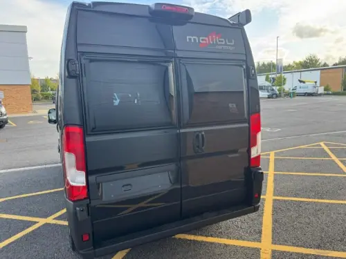 Malibu Van Compact 600 LE