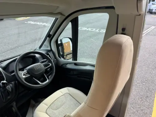 Malibu Van Compact 600 LE