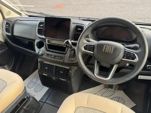 Malibu Van Compact 600 LE
