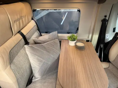Malibu Van Compact 600 LE