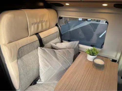 Malibu Van Compact 600 LE