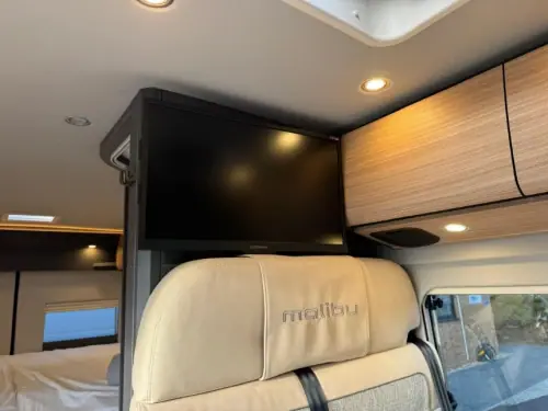 Malibu Van Compact 600 LE