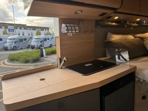 Malibu Van Compact 600 LE