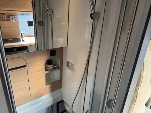 Malibu Van Compact 600 LE
