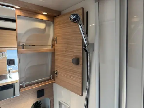 Malibu Van Compact 600 LE